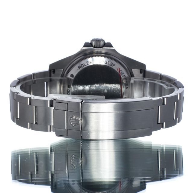 Rolex Sea-Dweller 4000 116600 Image 3